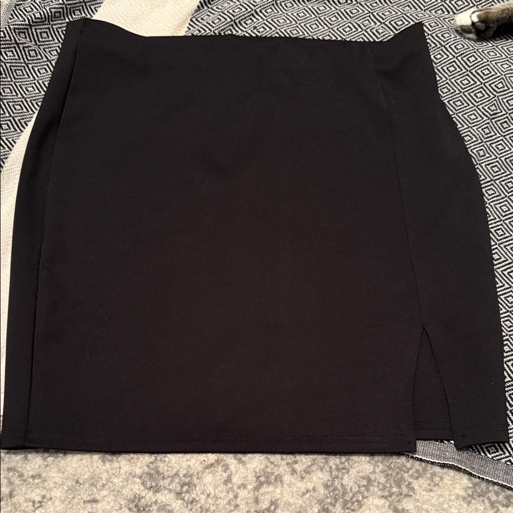 Elegant Black Women's Skirt